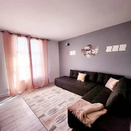 Apartman Le Rose De La Gare Párizs