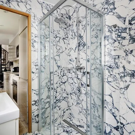 Pick A Flat's In Monrmartre - Rue Lepic Apartment