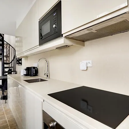Apartment Pick A Flat's In Monrmartre - Rue Lepic