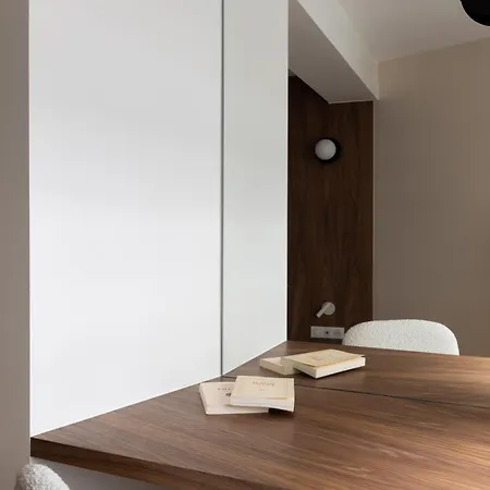 The Place To Be - 3 Bedrooms With Airco 公寓