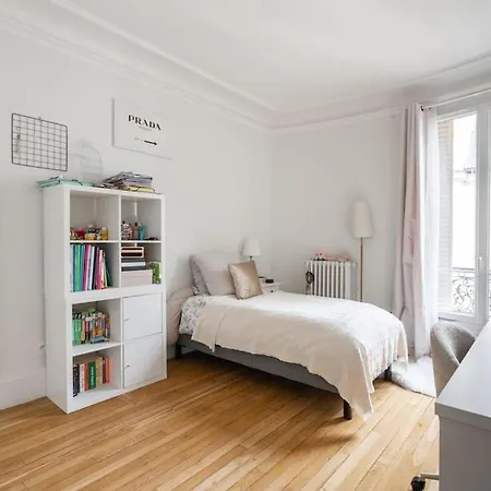 Haussmannien De Grand Luxe Apartment *