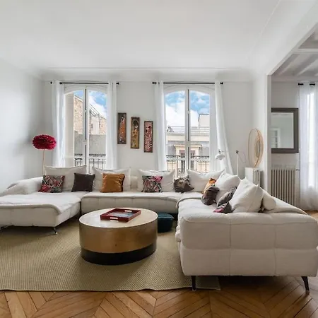 Haussmannien De Grand Luxe