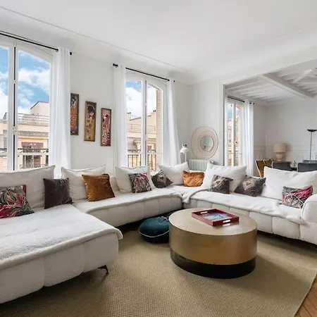 Apartment Haussmannien De Grand Luxe