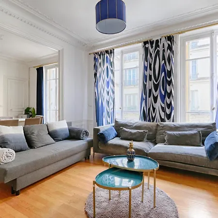 Apartment Victor Hugo Trocadero Luxury 4br Paris
