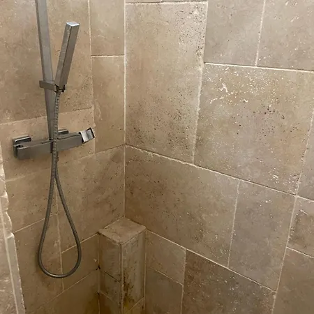 Well Located 3-room In The Center Of *