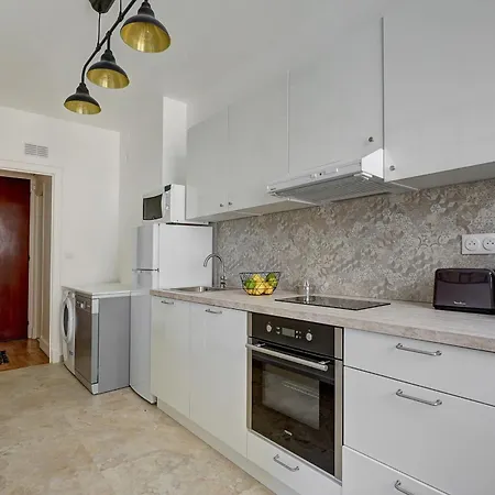 Tower 1br Cozy Paris