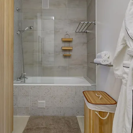 Apartment Tower 1br Cozy *