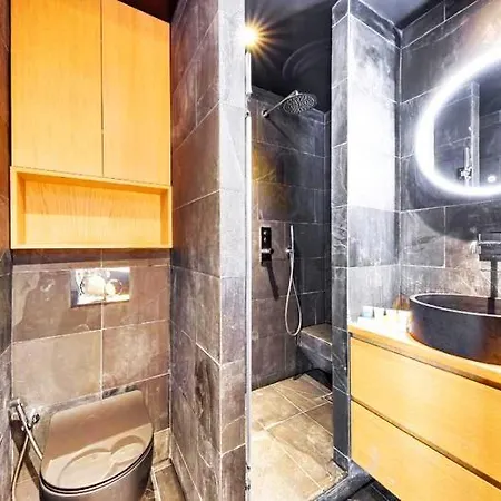 196 Dan - Superbe A Apartment