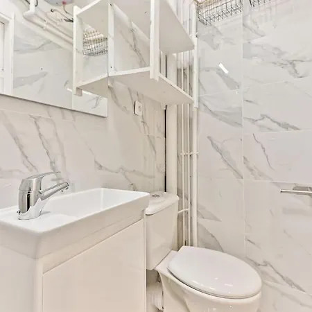 2 Pyrenees Alexandre Dumas Apartment