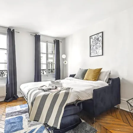 Апартаменты Le Marais & Place De La Republique - 2br - Cityapartmentstay