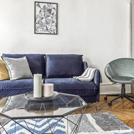 Апартаменты Le Marais & Place De La Republique - 2br - Cityapartmentstay
