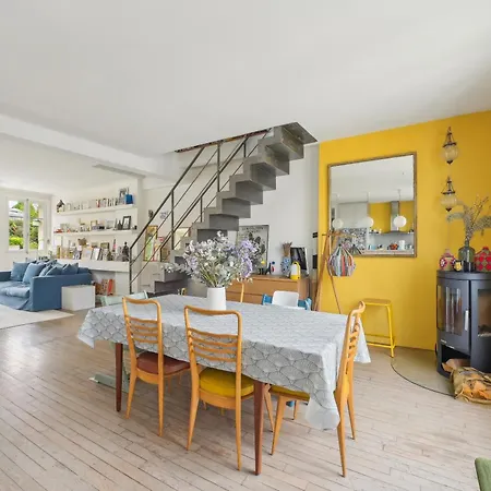 Montmartre Vineyard Duplex Apartment