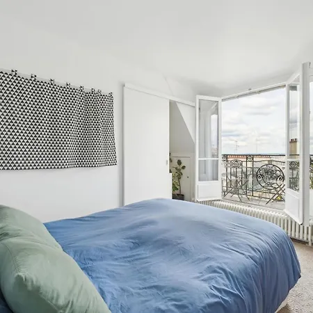 Montmartre Vineyard Duplex Apartment *