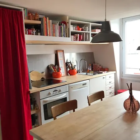 Apartment D'artiste Au Coeur De