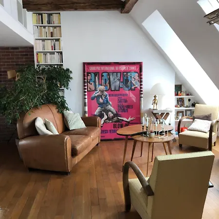 Apartment D'artiste Au Coeur De Paris