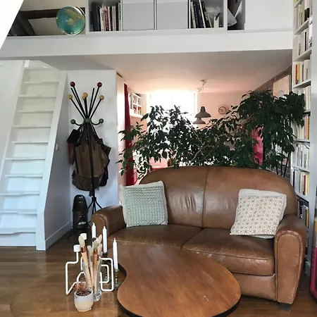 Apartment D'artiste Au Coeur De *