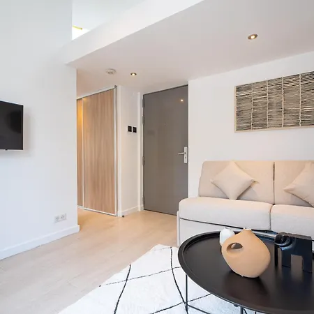 Apartment Stunning Flat In