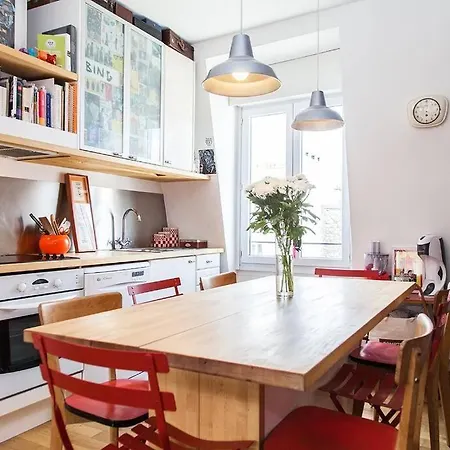 Apartment D'artiste Au Coeur De *