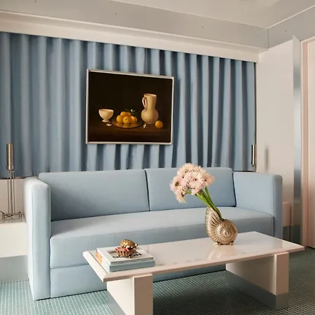 Pied A Terre Arts Et Metiers Daire *