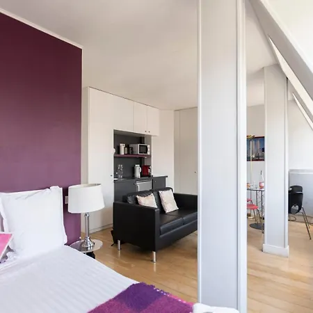 Guestready -cozy With Eiffel Tower View Apartment