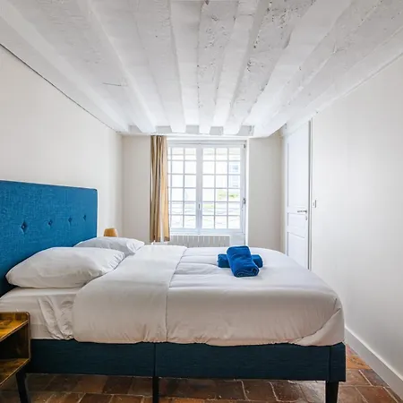 Au Coeur De Ile Saint-louis Free Netflix Appartement