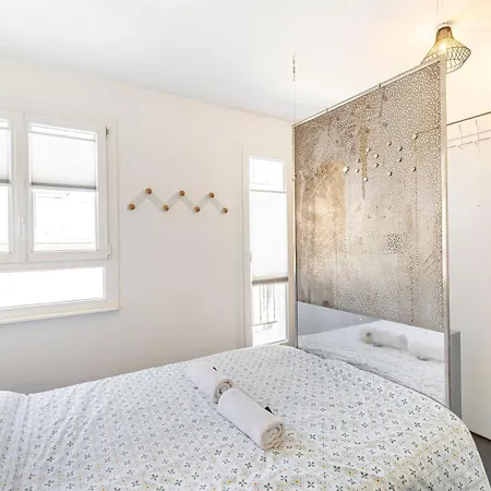 Guestready - A Glamourous Sight Over The Apartment Paris