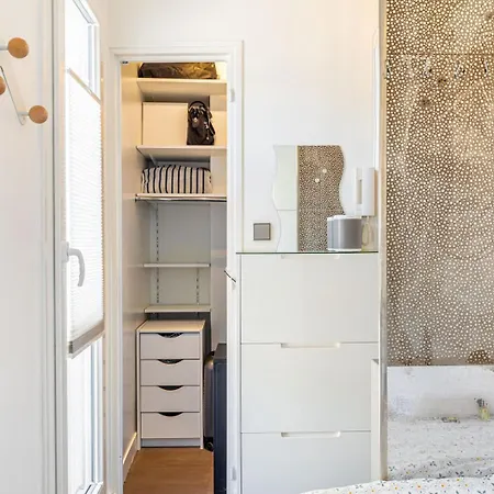 Guestready - A Glamourous Sight Over The Apartment *