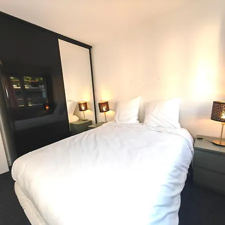 Appartement 3 Pieces Proche Tour Eiffel Parijs