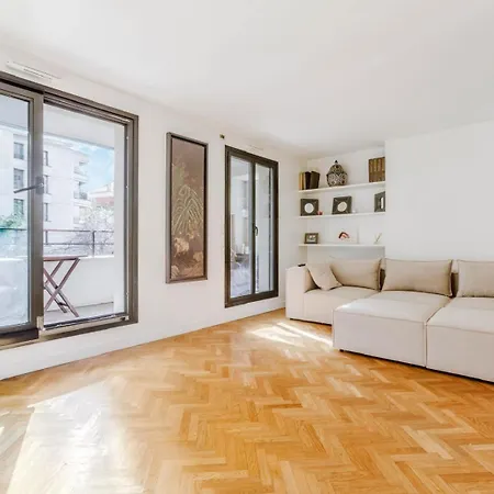 Grand Studio Moderne Tour Eiffel Apartment