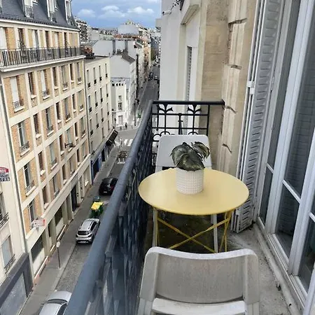 Super Tour Eiffel Apartment *