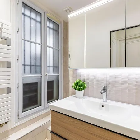 Guestready - Bel Proche Du Louvre Apartment Paris