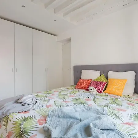 Apartment Centre Montorgueuil - Sunny And Stylish Flat *