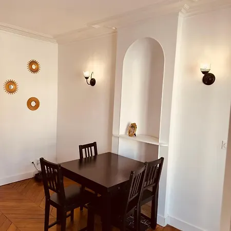 Apartment Grace In Paris