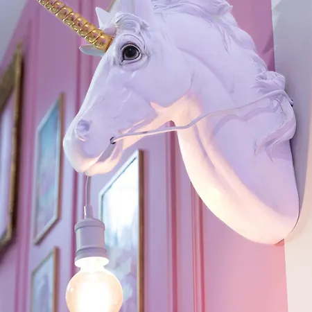 Appartement Beautiful Modern Barbie Flat In *