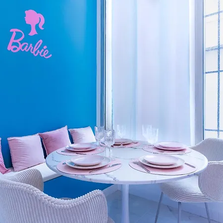 Beautiful Modern Barbie Flat In Appartement *