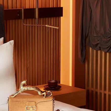 Hotel So/ *