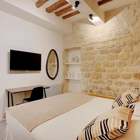 Spacious - 3br-6p - Place Des Vosges *