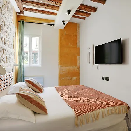 Apartment Spacious - 3br-6p - Place Des Vosges