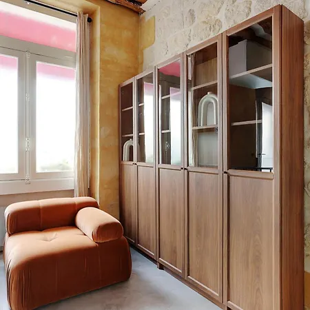 Apartment Spacious - 3br-6p - Place Des Vosges