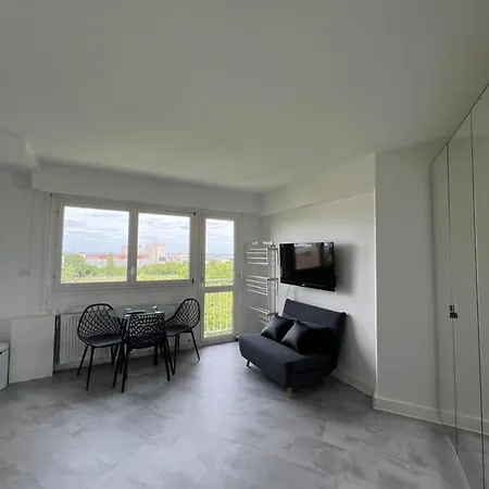 In With View, 15min Direct To Center