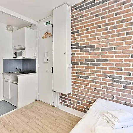Studio Central #marais #bataclan Apartman