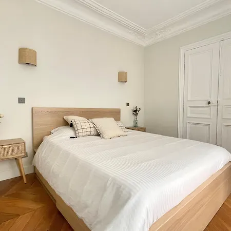 2 Bedroom Stylish * Paris