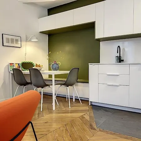 Art Bougee Montmartre Apartment