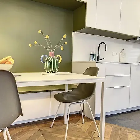 Apartment Art Bougee Montmartre Paris