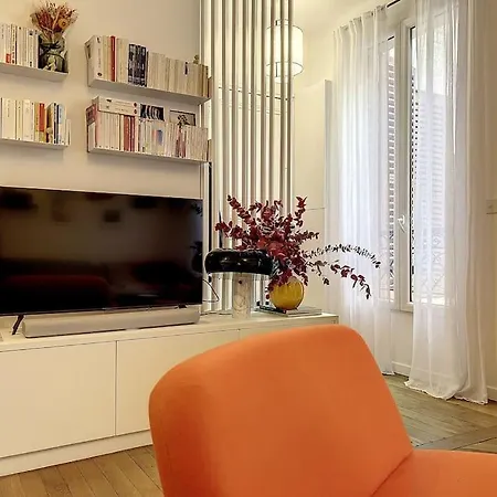 Art Bougee Montmartre Apartment
