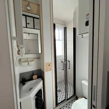 Apartment Studio Charmant Et Cosy A Montmartre *