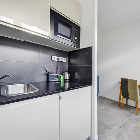 Apartment Lovely For 2 Near The Seine