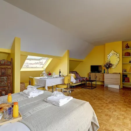 694 Floch - Superbe A Apartamento *