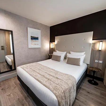De La Paix Tour Eiffel Hotel 3*