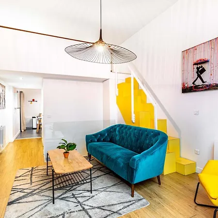 Disponible - - Equipped Souplex - From 1 To 6 Guests * Paris